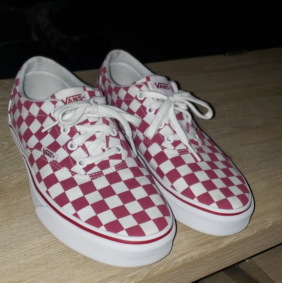 vans authentic red checkerboard